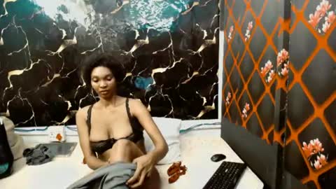 caramelminxx_ online show from 07-15-26, 07:57