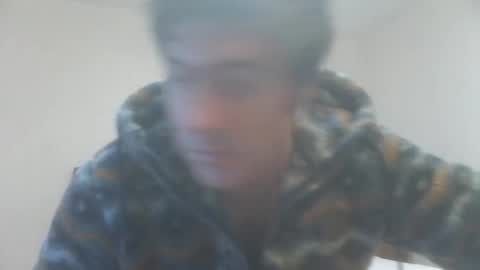 Snapshot of caravibugue chatting on 09-10-25, 02:33 caravibugue online show from 09-10-25, 02:33