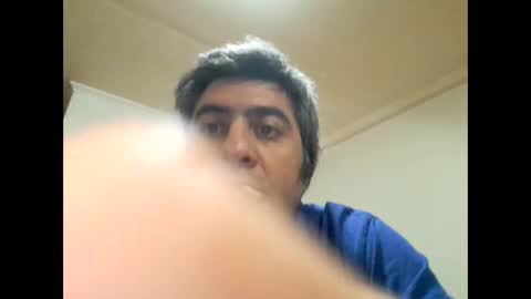 Snapshot of caravibugue chatting on 05-27-26, 10:29 caravibugue online show from 05-27-26, 10:29