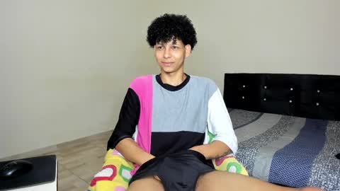 Carlos and Cristian  online show from 02-21-25, 11:10