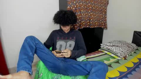 Carlos and Cristian  online show from 11-05-25, 08:25