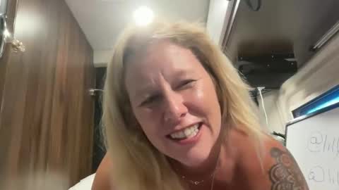 carebear5719 online show from 05-19-26, 01:56