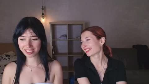 Snapshot of caressyourself chatting on 09-18-25, 12:40 caressyourself online show from 09-18-25, 12:40