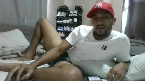 Snapshot of caribbeanboy297 chatting on 05-22-26, 05:07 caribbeanboy297 online show from 05-22-26, 05:07