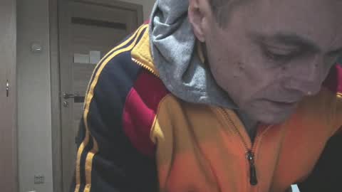 Laz online show from 02-19-25, 06:54