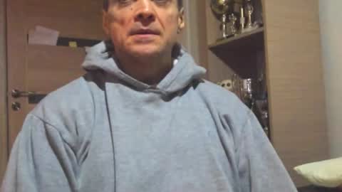 Laz online show from 02-06-26, 03:22