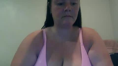 carinabro10 online show from 11-04-25, 04:22