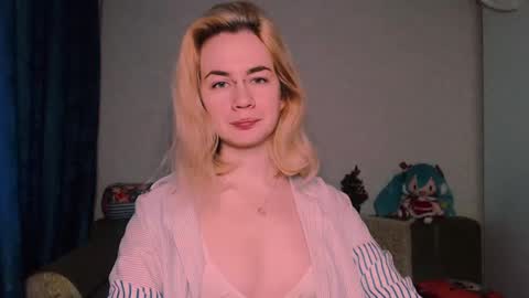 Carin online show from 02-25-25, 05:52