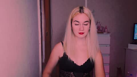 Carin online show from 10-30-25, 05:24