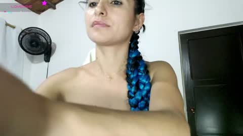 Snapshot of carla_lopex chatting on 08-09-26, 03:23 Carla online show from 08-09-26, 03:23