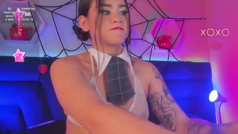 Snapshot of carla_rosee chatting on 10-19-25, 04:35 carla online show from 10-19-25, 04:35