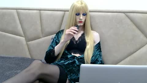 sexy online show from 06-04-26, 10:05