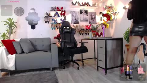 Carla independent model    online show from 03-29-26, 02:55