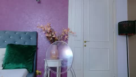 carlareys online show from 06-18-26, 09:14