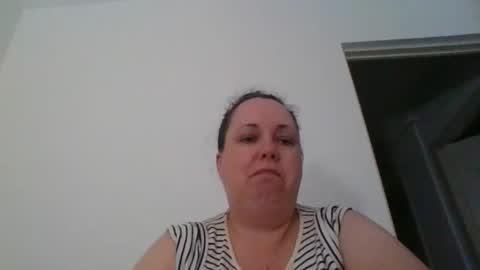 Snapshot of carlaruth chatting on 09-14-25, 01:16 Carlaruth online show from 09-14-25, 01:16