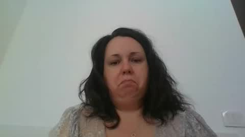 Snapshot of carlaruth chatting on 09-27-25, 06:07 Carlaruth online show from 09-27-25, 06:07