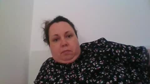 Snapshot of carlaruth chatting on 10-29-25, 05:14 Carlaruth online show from 10-29-25, 05:14