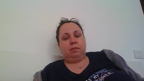 Carlaruth online show from 10-31-25, 05:30