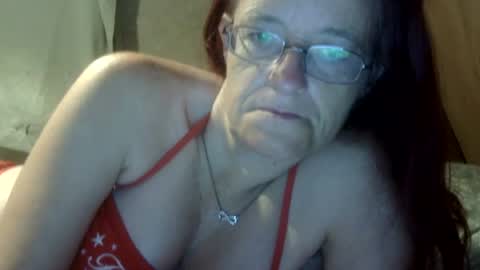 carleeswoman08 online show from 06-29-26, 11:43