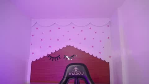 CARLYE   online show from 09-19-25, 02:57