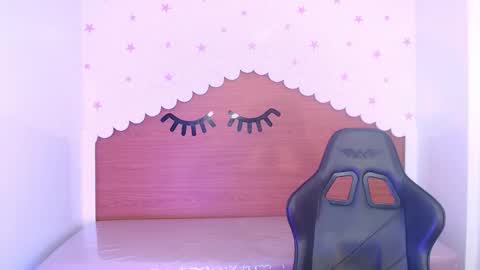 CARLYE   online show from 11-25-25, 03:06