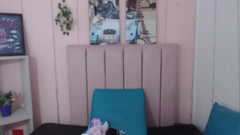 CARLIN GIMENES online show from 09-18-25, 01:02