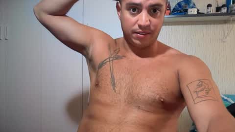 Snapshot of carlobukowski26 chatting on 07-01-26, 05:56 carlobukowski26 online show from 07-01-26, 05:56