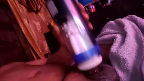 Snapshot of carlos91342 chatting on 02-16-26, 10:44 Carlos online show from 02-16-26, 10:44