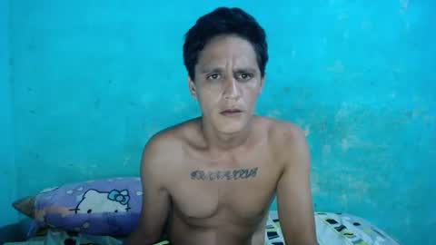 Snapshot of carlos_steven chatting on 06-18-26, 02:23 carlos_steven online show from 06-18-26, 02:23