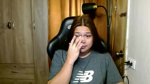 Snapshot of carlota_edwards chatting on 10-29-25, 01:30 Carla online show from 10-29-25, 01:30