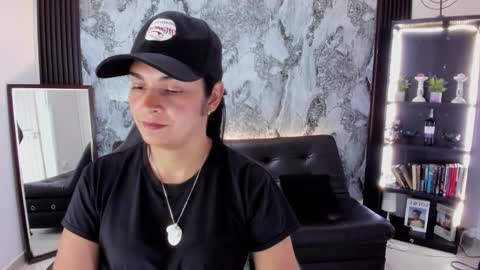 Snapshot of carlota_milf_30 chatting on 03-29-26, 04:07 Carlota online show from 03-29-26, 04:07