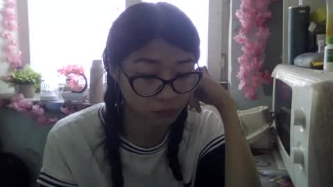 CarlyJoy online show from 10-05-25, 08:34