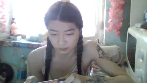Snapshot of carlyjoy chatting on 06-27-26, 08:30 CarlyJoy online show from 06-27-26, 08:30