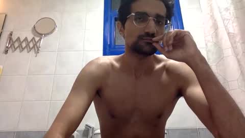 Snapshot of carmelia10 chatting on 12-11-24, 03:45 carmelia10 online show from 12-11-24, 03:45