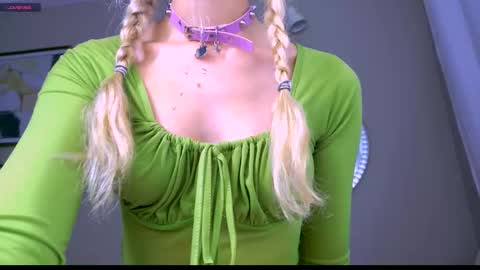 carmen__crybaby online show from 09-15-25, 02:00