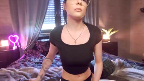 Luci online show from 10-27-25, 07:45