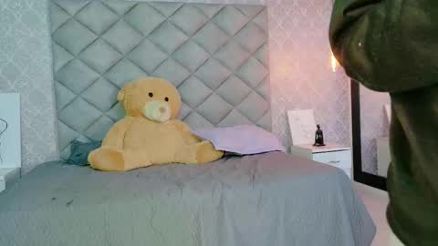 caro_adams1 online show from 01-14-26, 10:10