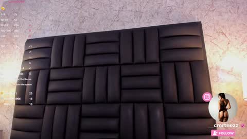    online show from 02-06-25, 08:18