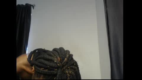 caroline online show from 04-18-26, 12:09