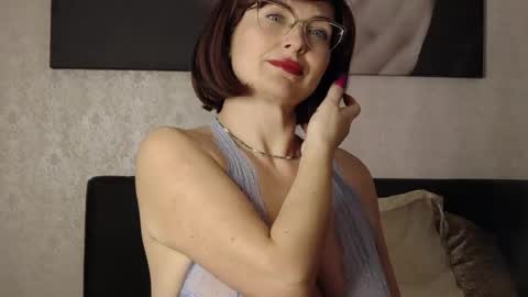 CaroJhones online show from 02-16-25, 02:00