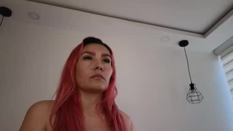 Snapshot of carol_love11 chatting on 01-10-26, 07:37 Carol love11 online show from 01-10-26, 07:37