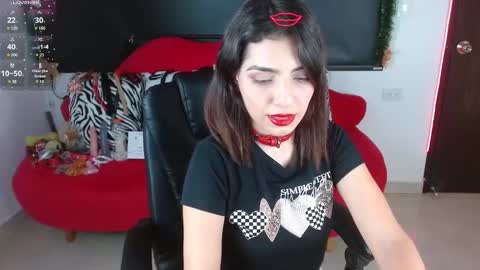 Caroline online show from 01-02-25, 01:51