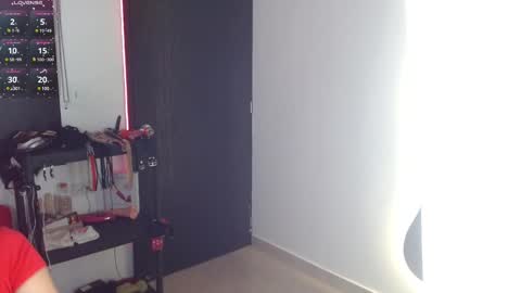 Caroline online show from 03-05-25, 02:23