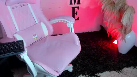 Snapshot of carolay759687 chatting on 02-12-25, 06:08 carolay759687 online show from 02-12-25, 06:08