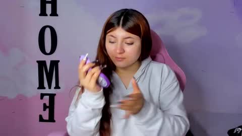 Snapshot of carolay759687 chatting on 02-27-25, 02:32 carolay759687 online show from 02-27-25, 02:32