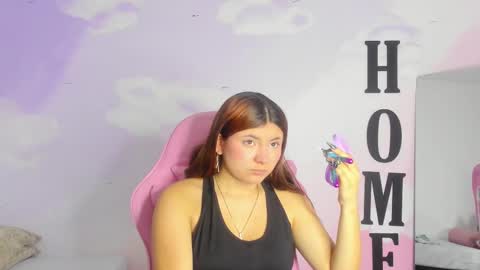 Snapshot of carolay759687 chatting on 03-05-25, 02:57 carolay759687 online show from 03-05-25, 02:57