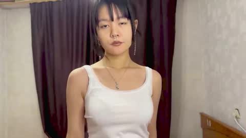 Kim online show from 02-06-26, 01:14