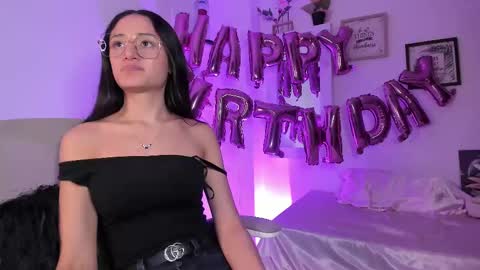 Caroline online show from 03-11-25, 09:26