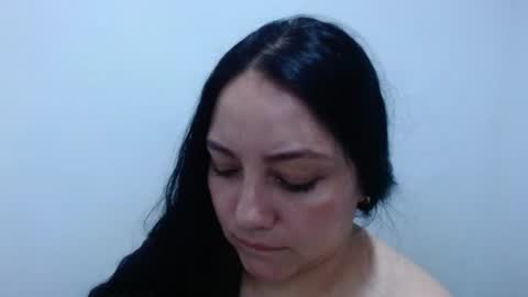 Snapshot of carolina_zabala_19 chatting on 06-14-26, 02:24 carolina_zabala_19 online show from 06-14-26, 02:24