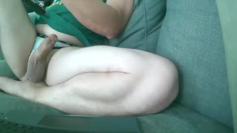 Snapshot of carolinaboy01 chatting on 08-06-26, 03:25 carolinaboy01 online show from 08-06-26, 03:25